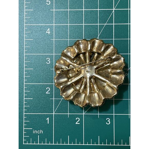 LC Liz Claiborne Green Enamel Rhinestone Flower Brooch Pin Green Crystal - Picture 4 of 4